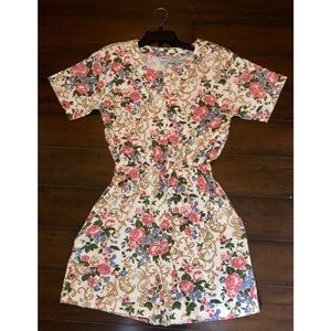 Vintage Women’s Short Sleeve Floral Romper